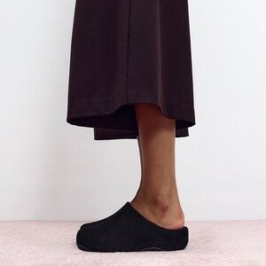 fitflop SHUV Suede Clogs, US6